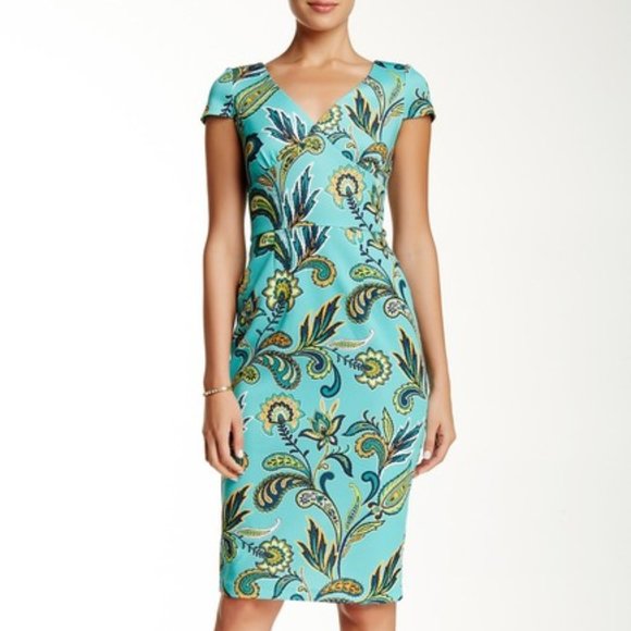 Alexia Admor Dresses & Skirts - NWT Alexia Admor Cap Sleeve Scuba Dress